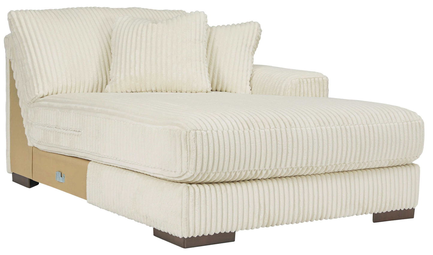 Lindyn Ivory 6pc RAF Chaise Sectional
