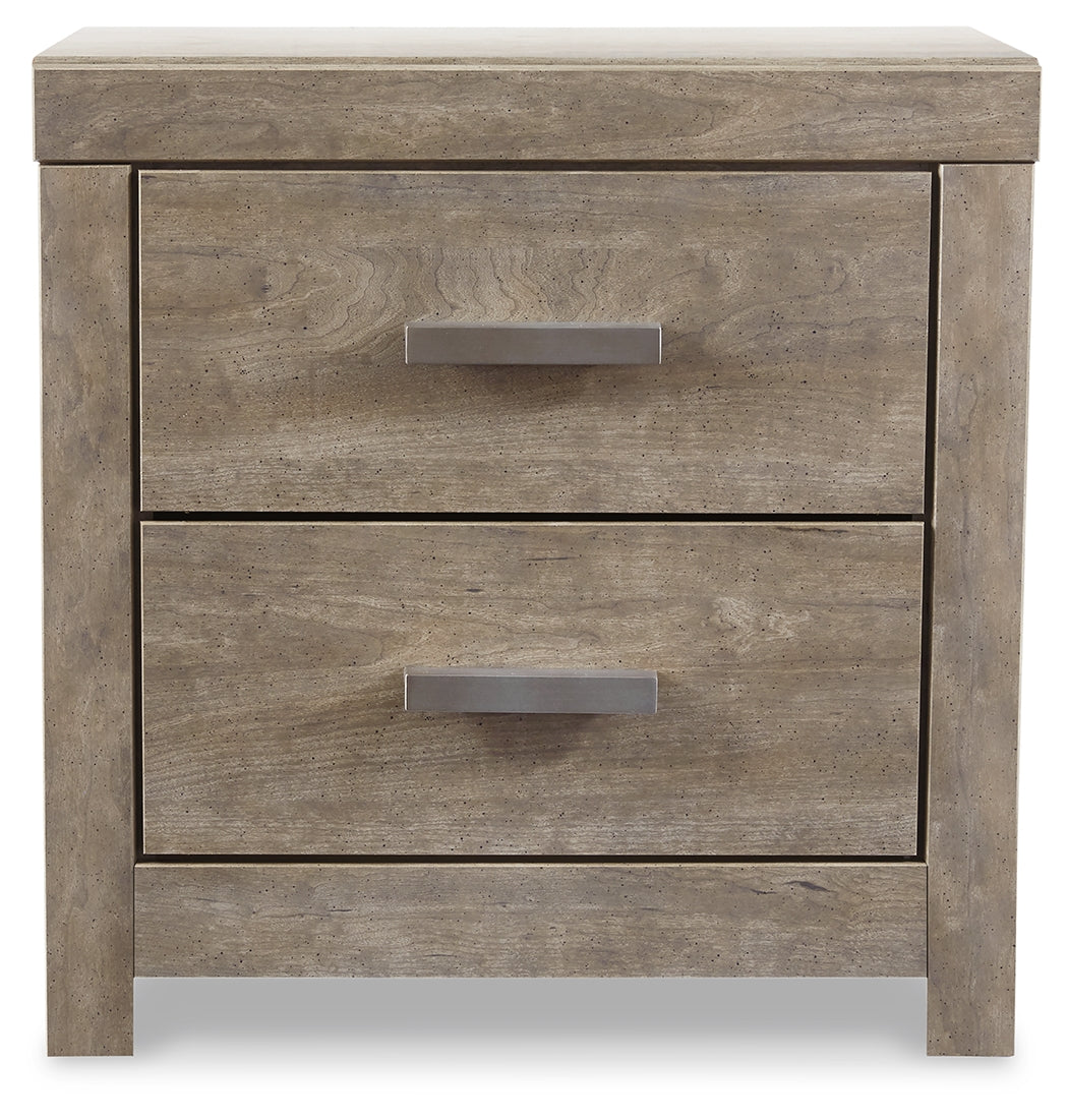 Culverbach Gray King Panel Bedroom Set with Dresser, Mirror, Chest and Nightstand