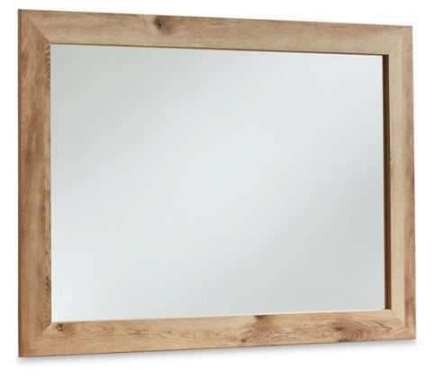 Hyanna Tan Dresser