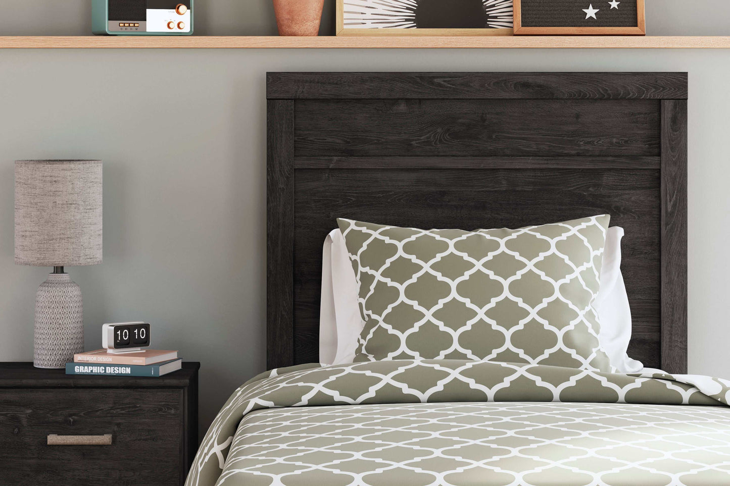 Belachime Black Twin Panel Youth Bed