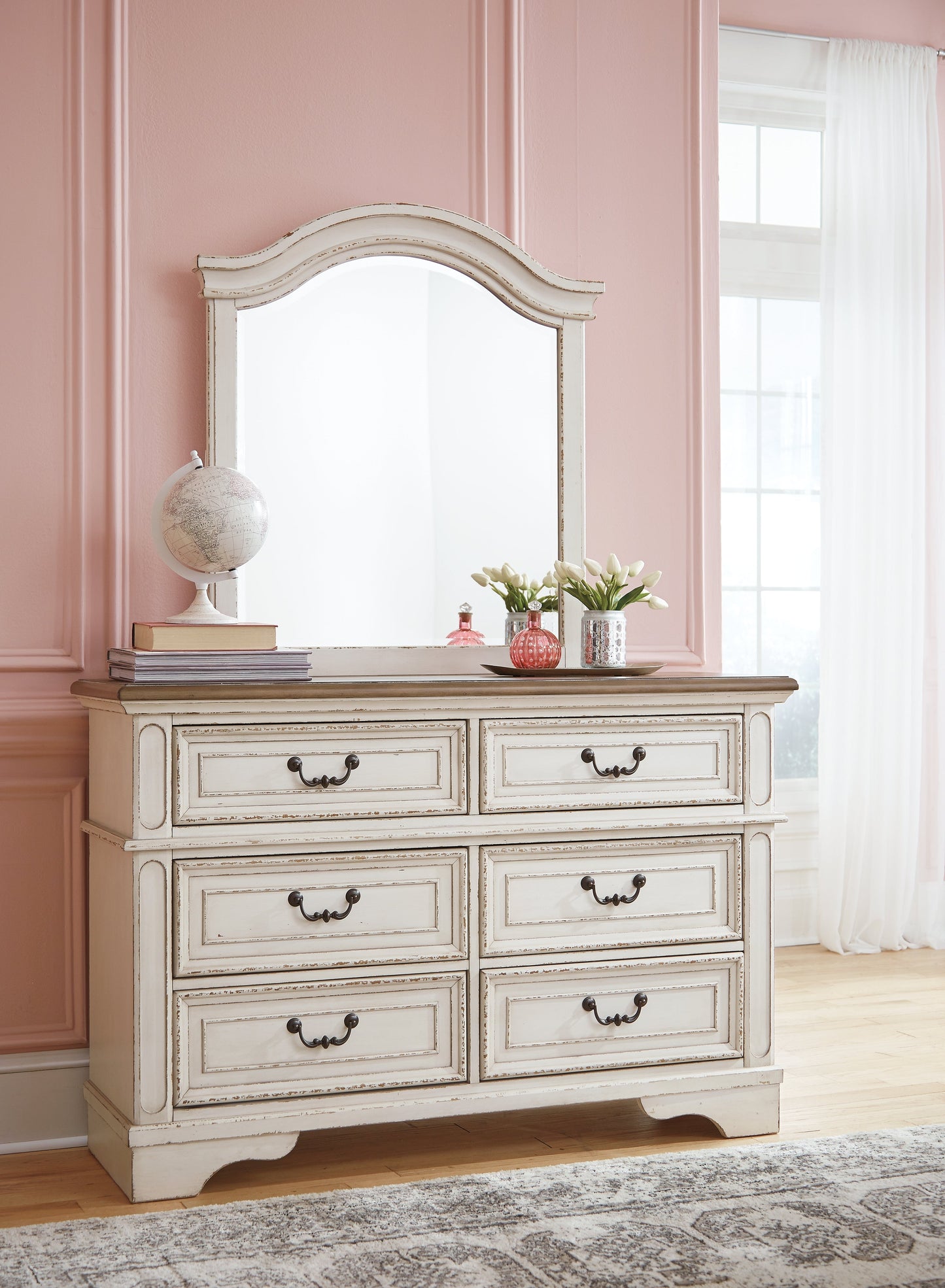 Realyn Two-tone Full Panel Bedroom Set with Dresser, Mirror and Nightstand