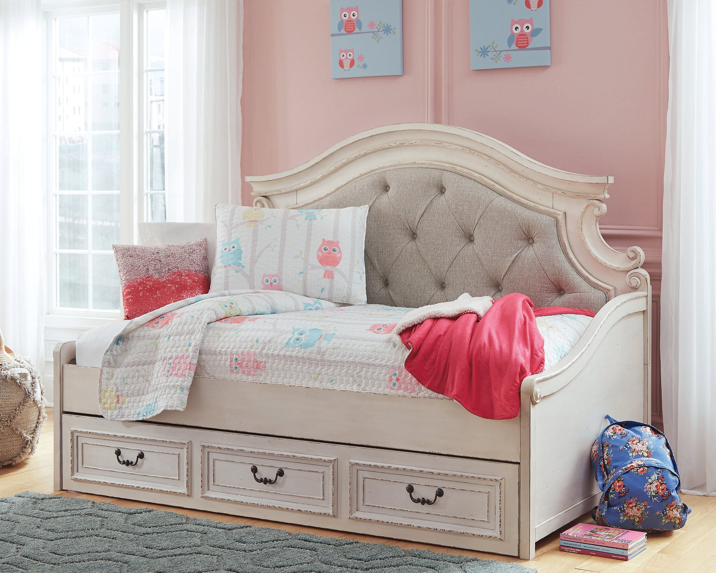 Realyn Two-tone Twin Storage Day Bedroom Set with Dresser