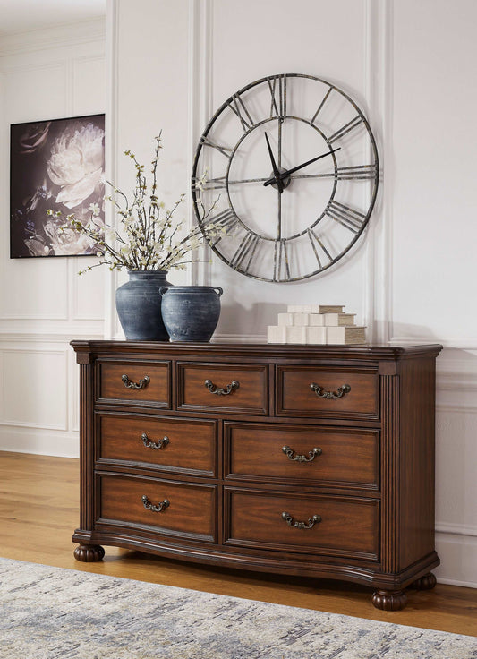 Lavinton Cherry Brown Dresser