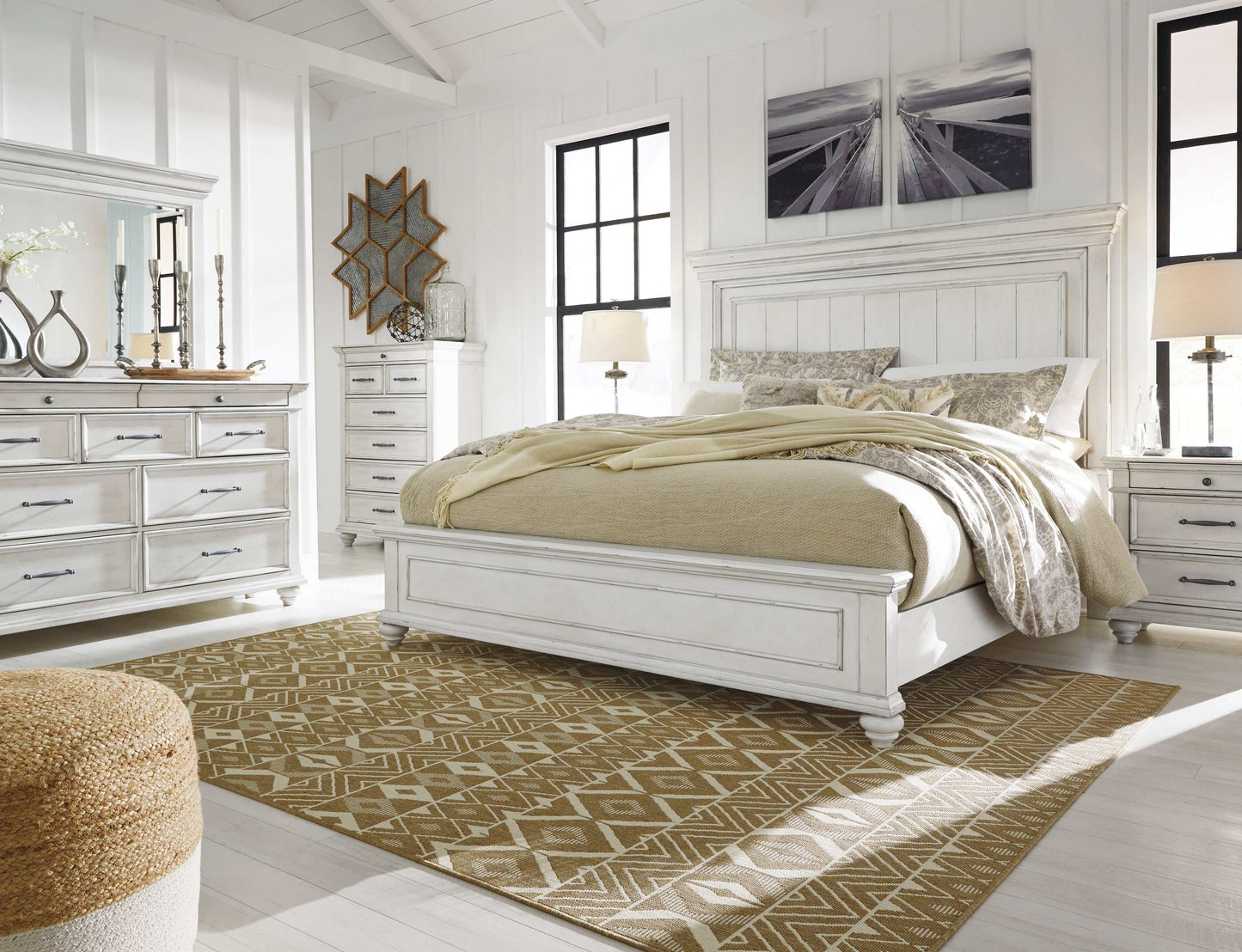 Kanwyn Whitewash Queen Panel Bed