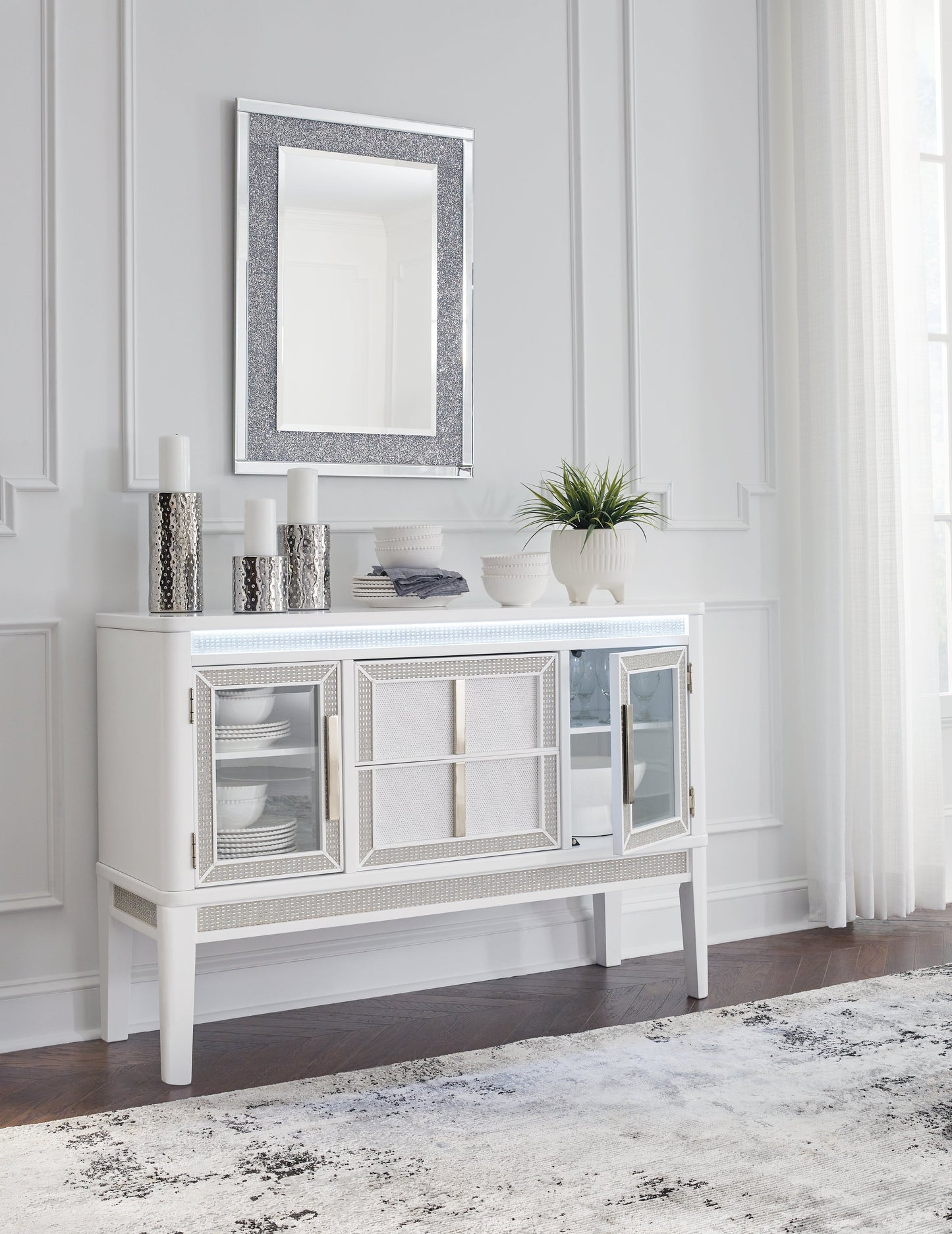 Chalanna White Dining Server