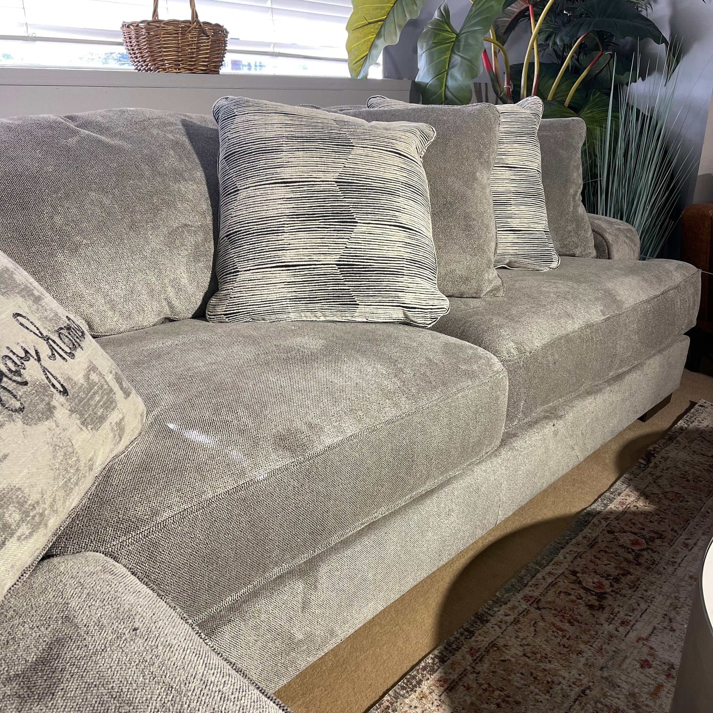 Bayless Smoke 4pc Sectional
