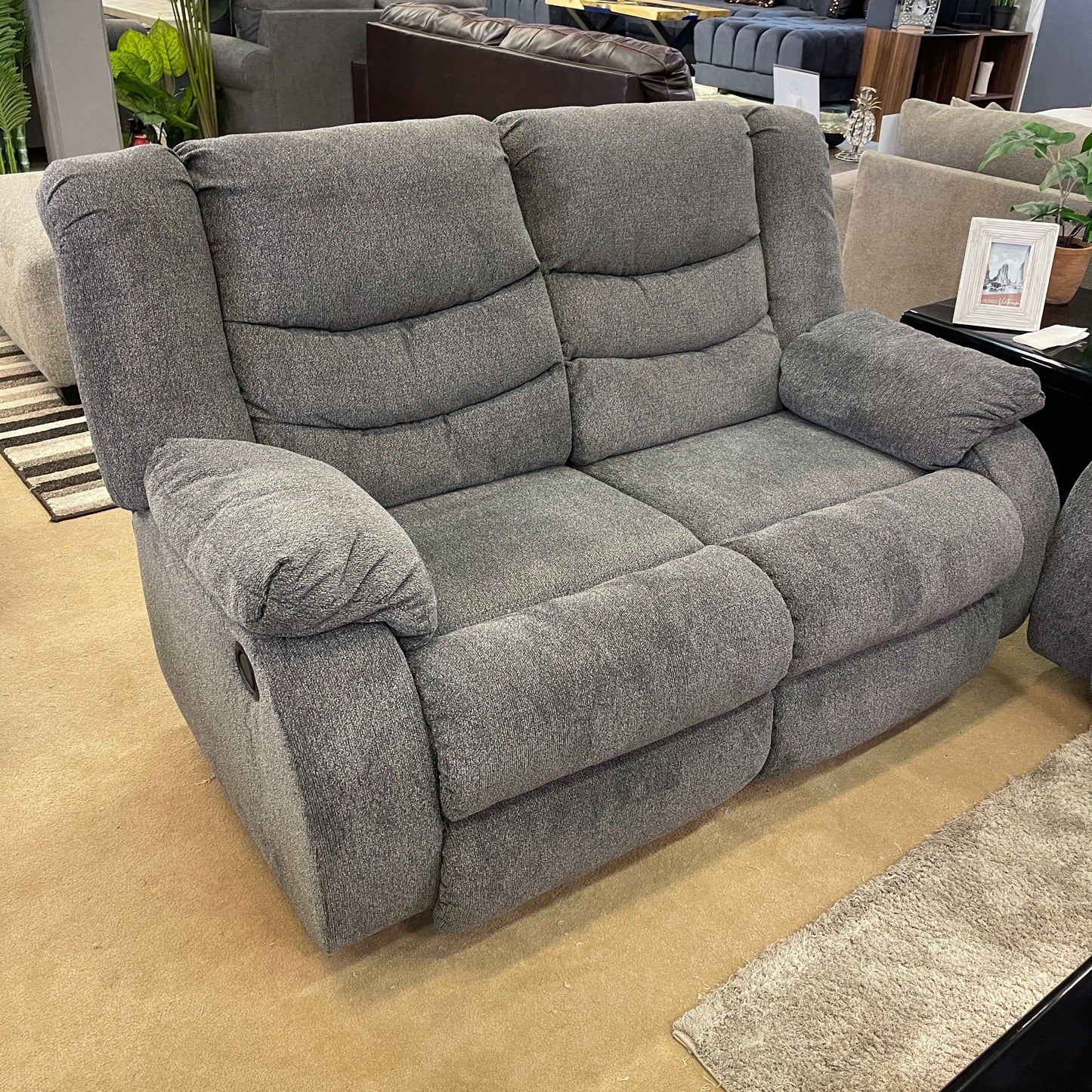 Tulen Gray Manual Reclining Loveseat