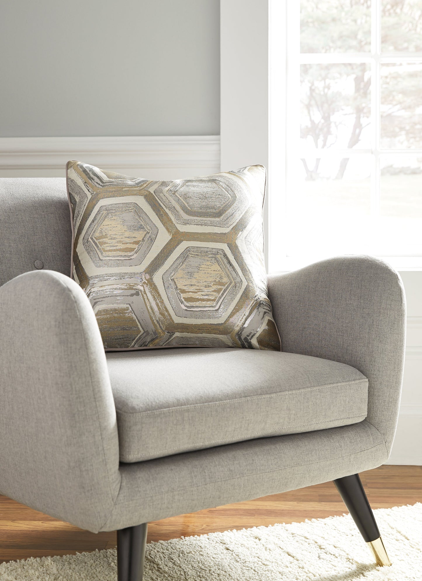 Meiling Metallic Pillow- Viva Furn