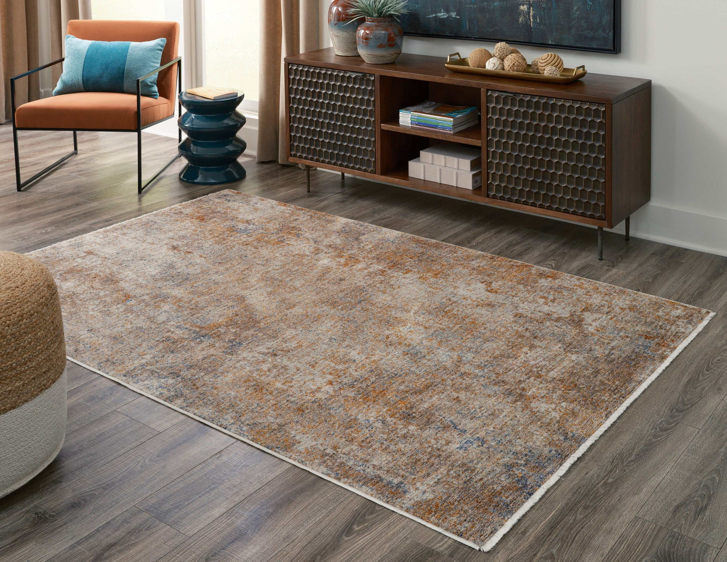 Mauville  7'10" x 10'4" Large Rug