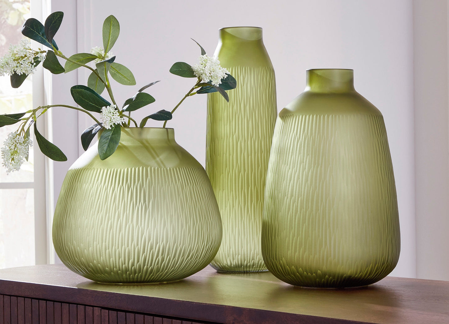 Scottyard Olive Green Vase- Viva Furn