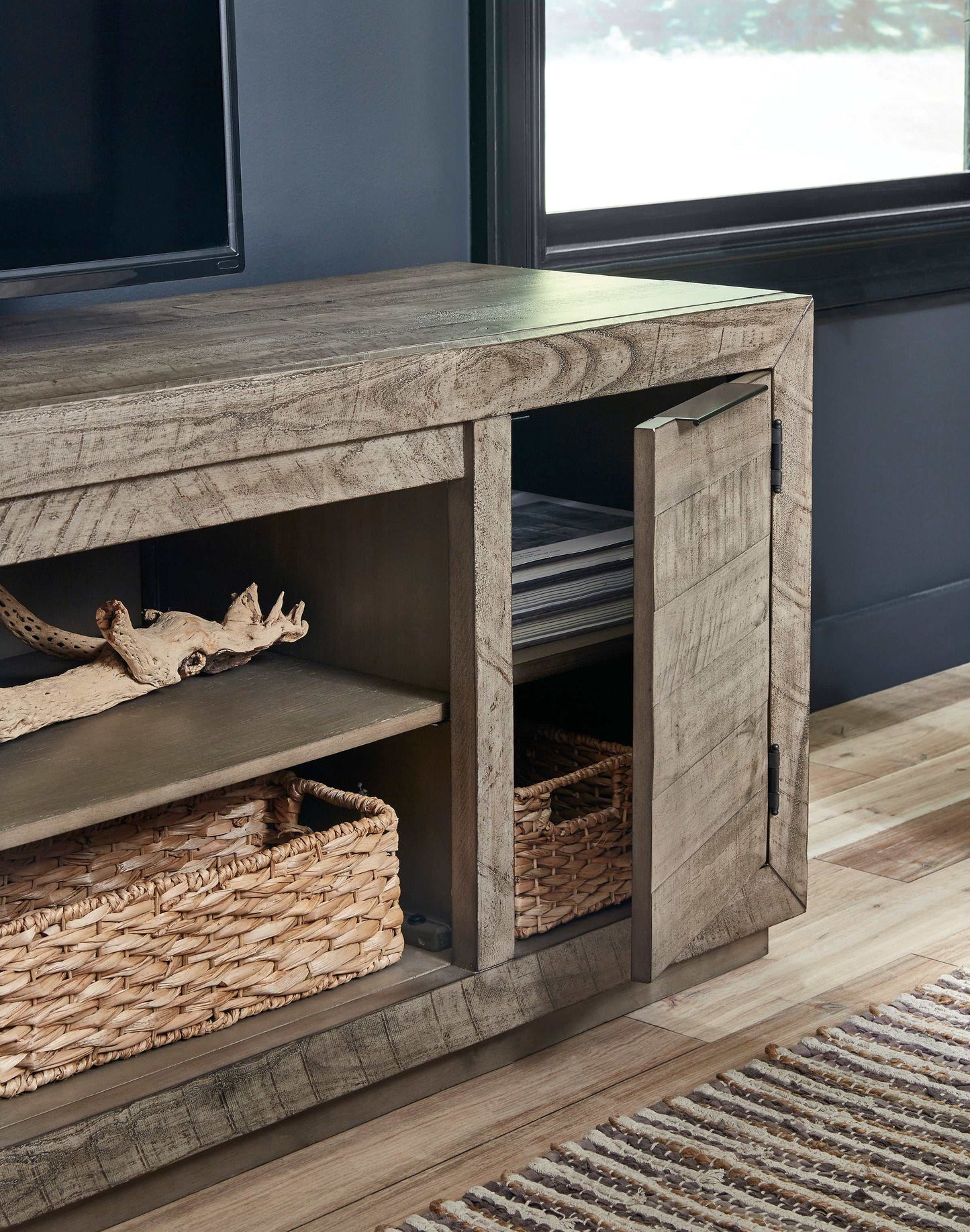 Krystanza Weathered Gray 92" TV Stand