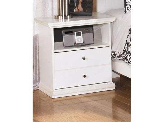Bostwick Shoals White One Drawer Nightstand