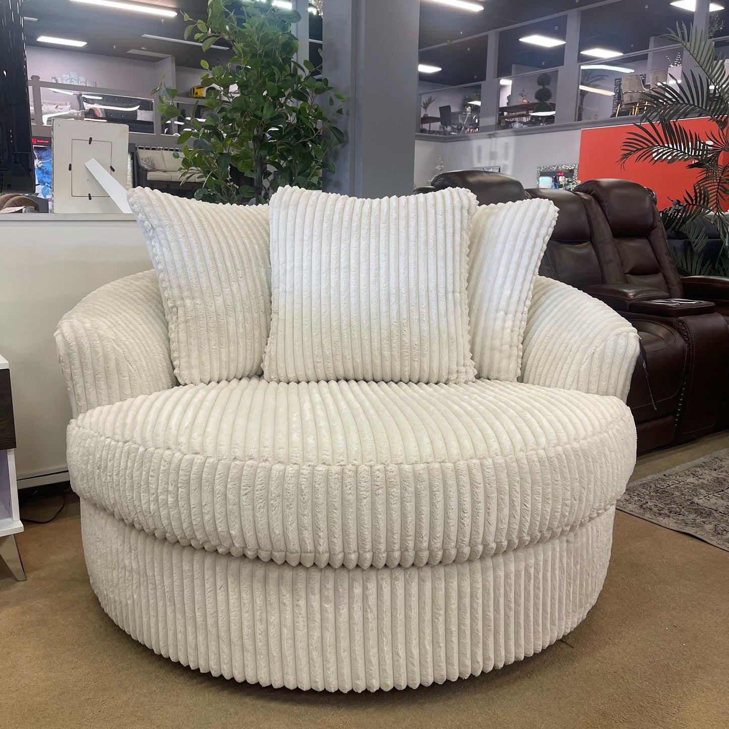 Lindyn Ivory Oversized Swivel Accent Chair