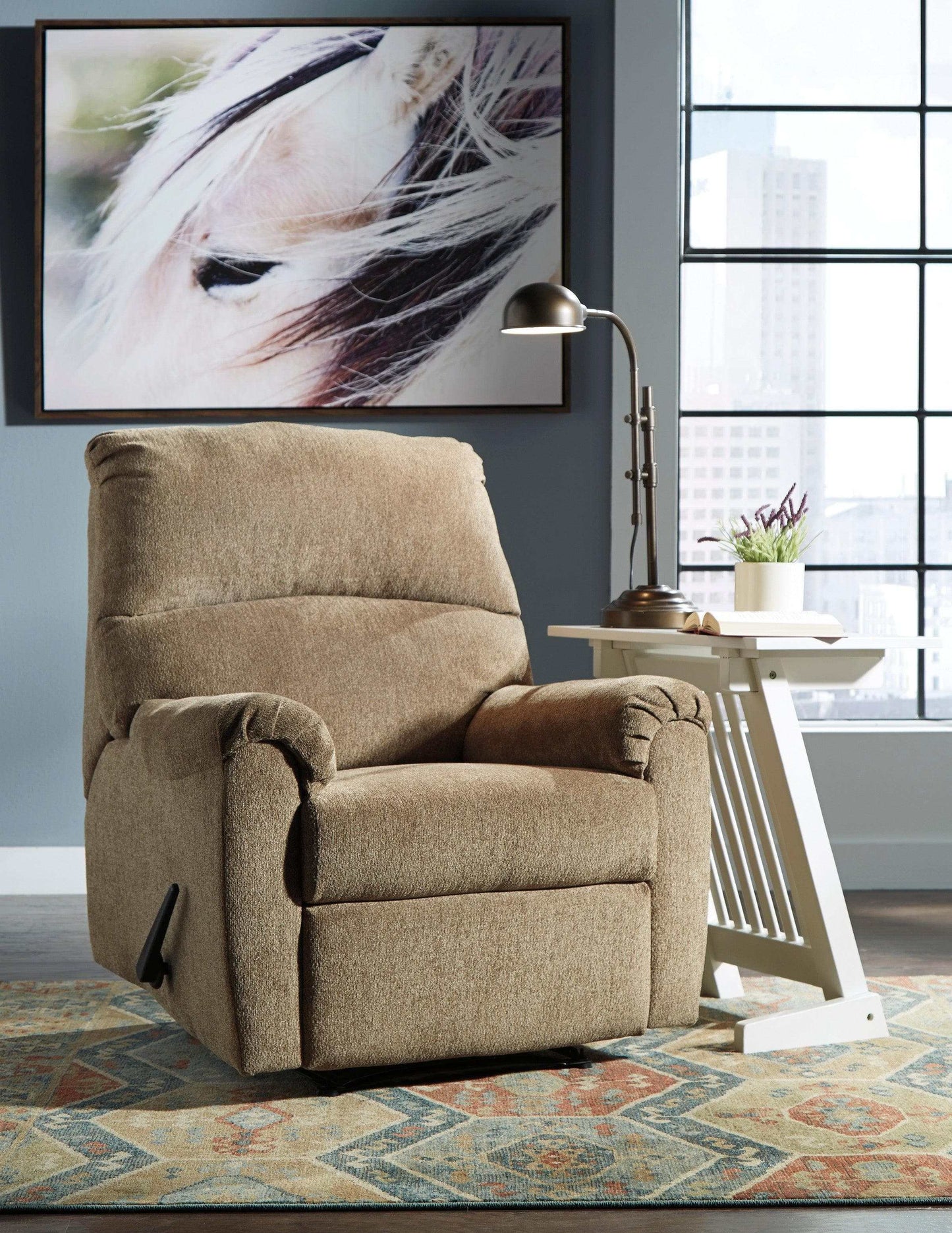 Nerviano Zero Wall Manual Recliner
