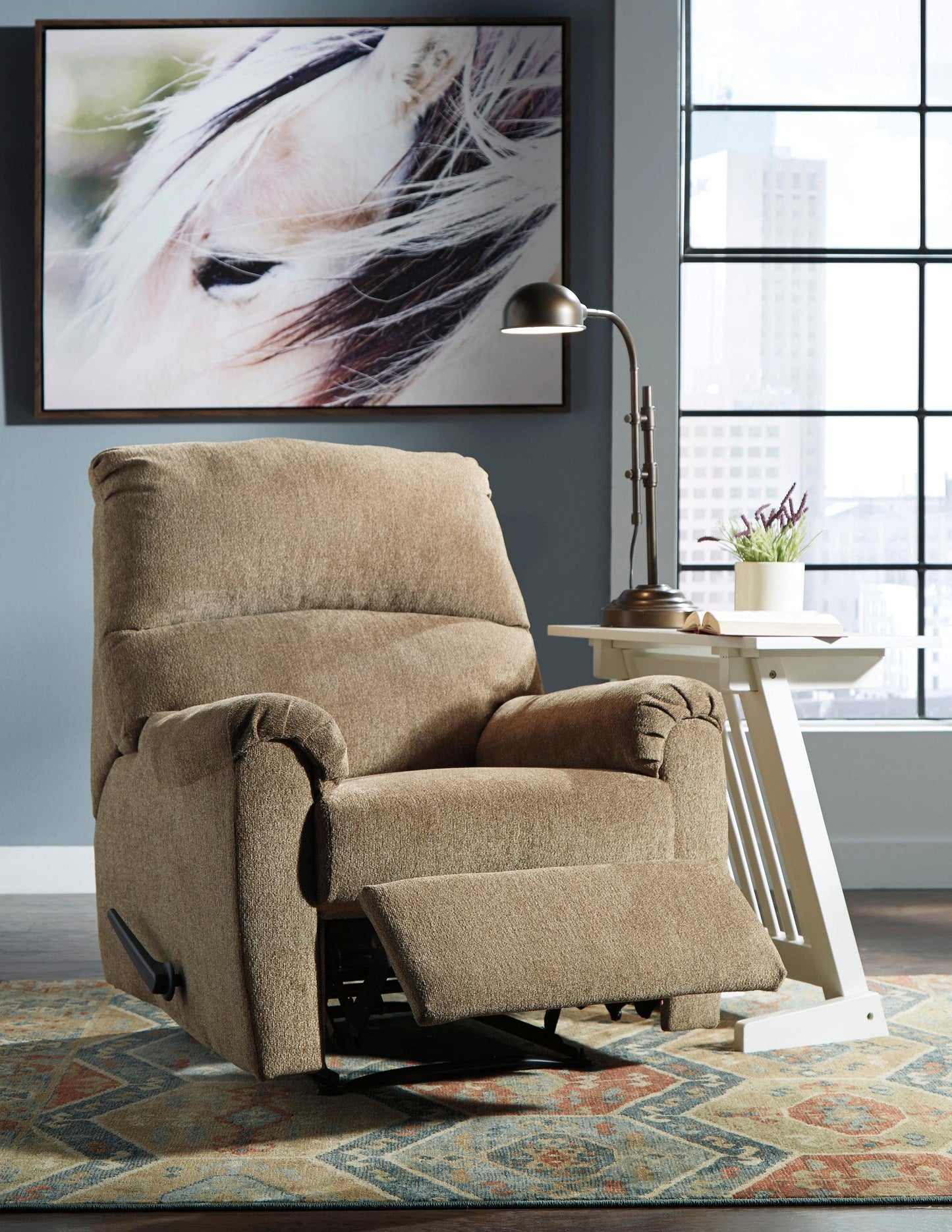 Nerviano Zero Wall Manual Recliner