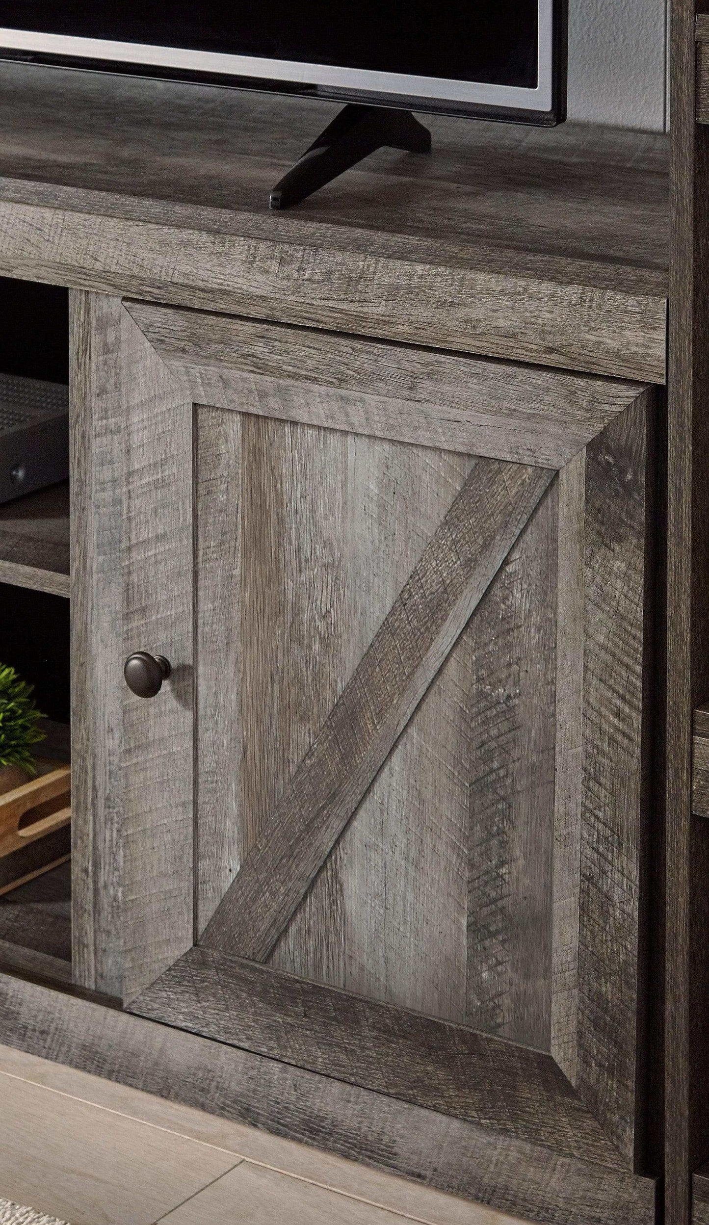 Wynnlow Gray 60" TV Stand
