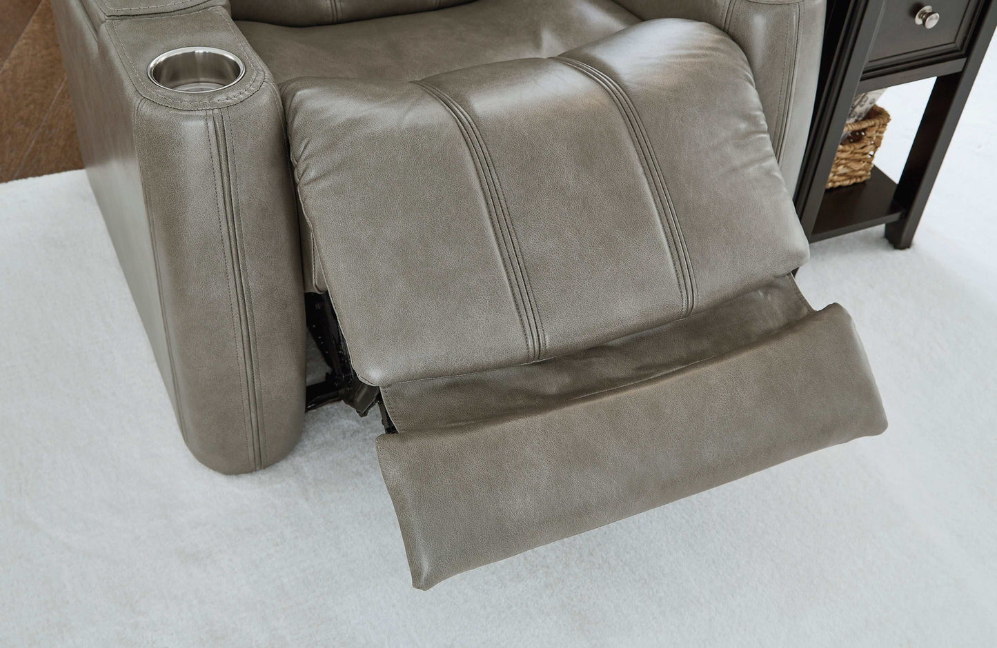 Benndale Gray Power Recliner w/ LED