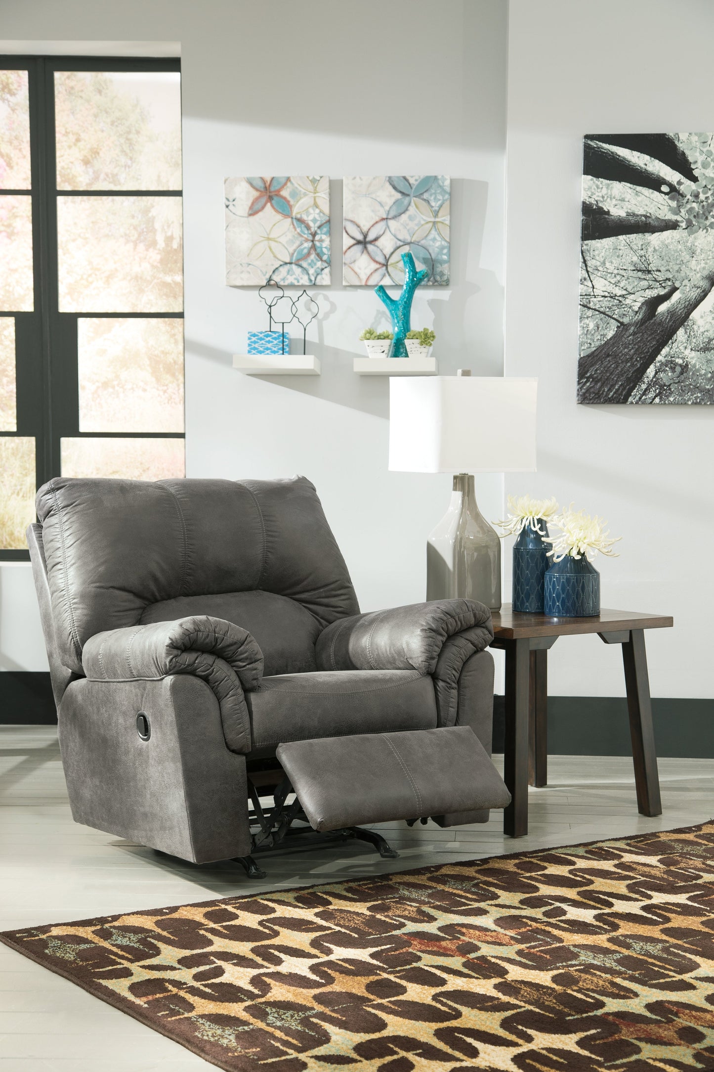 Bladen Gray Sofa and Recliner