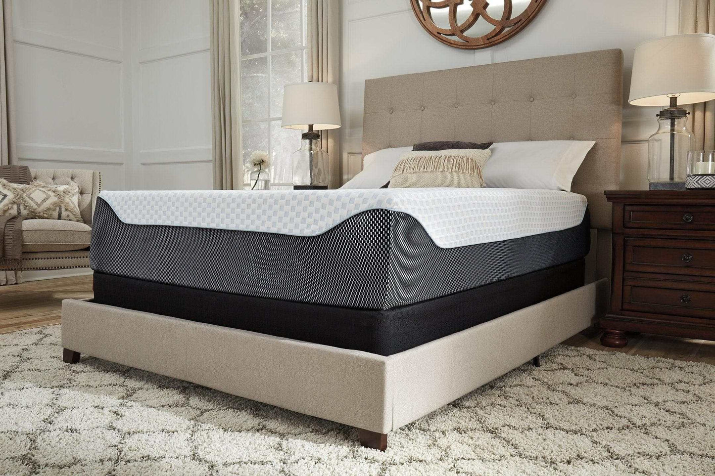 Chime Elite 14 Inch King Memory Foam Mattress in a Box