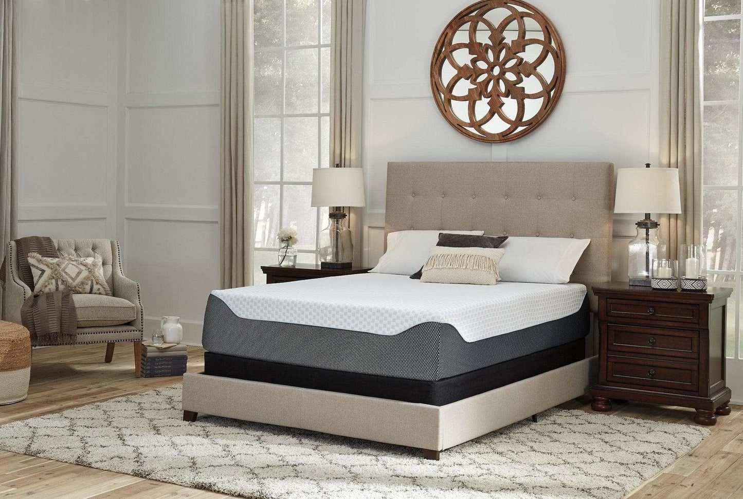 Chime Elite 14 Inch Queen Memory Foam Mattress in a Box