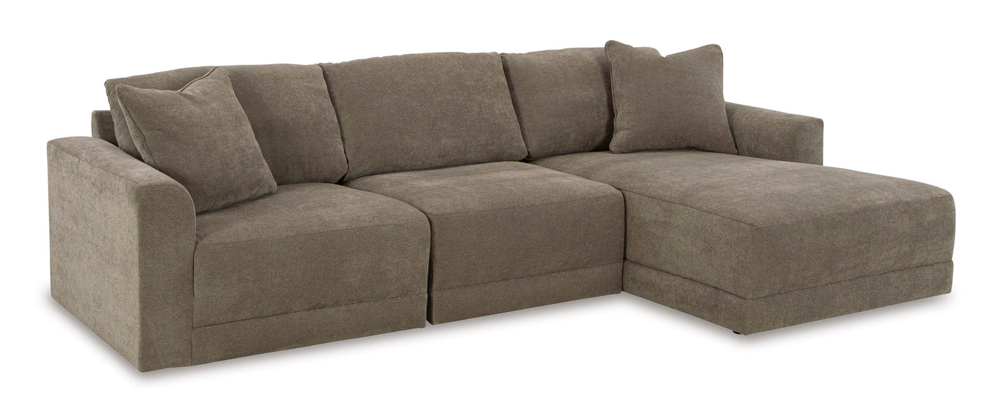 Raeanna Storm RAF Chaise Sectional / 3pc