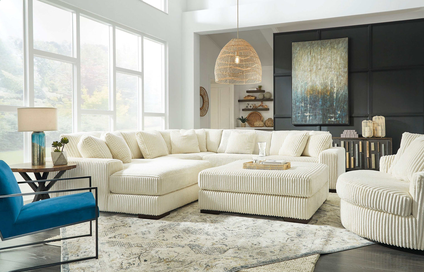 Lindyn Ivory 5pc LAF Chaise Sectional
