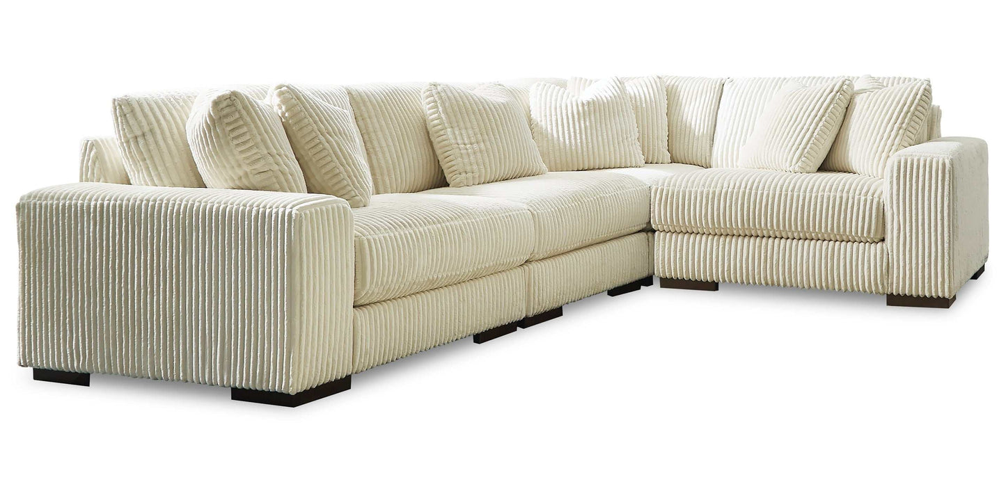 Lindyn Ivory 4pc Sectional