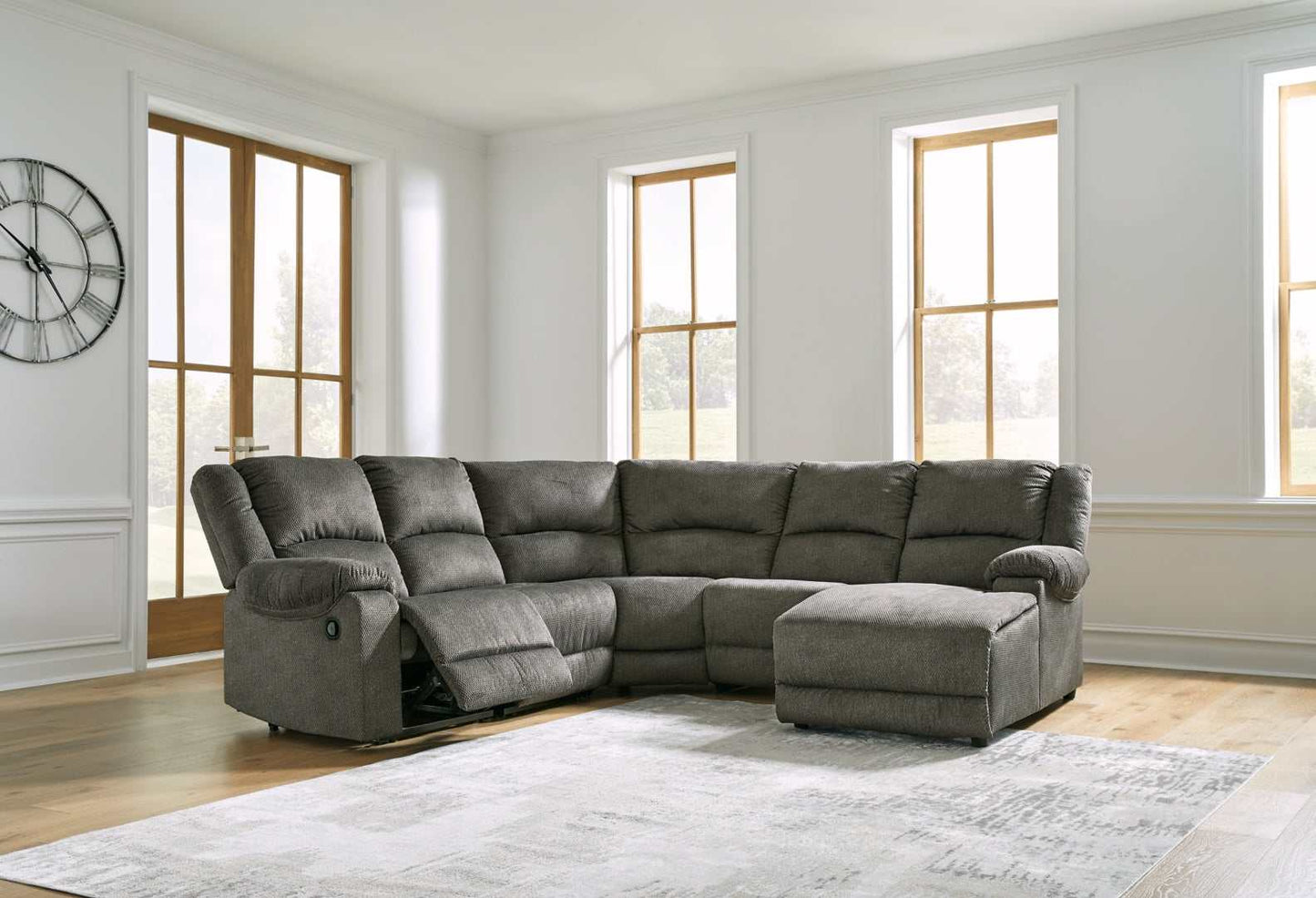 Benlocke Flannel 5pc Manual Reclining Sectional w/ RAF Chaise