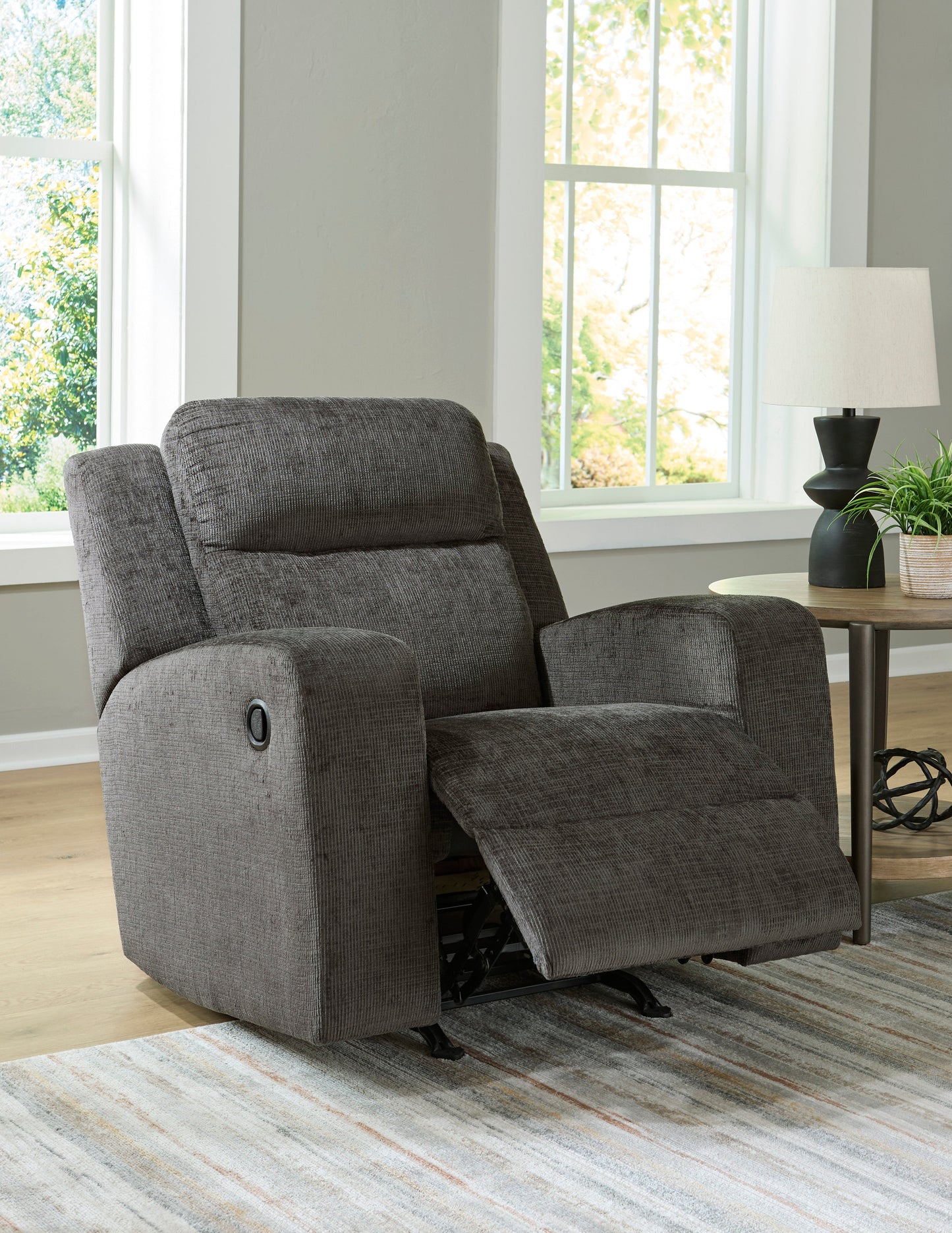 Kanlow Dusk Rocker Recliner - Ornate Home