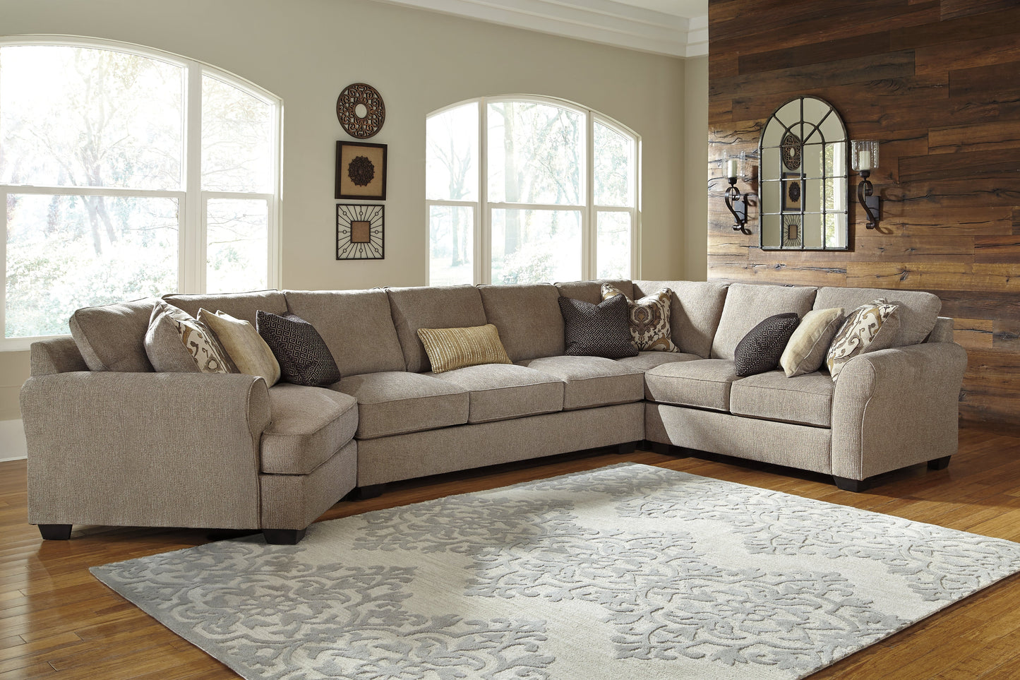 Pantomine Driftwood 4-Piece Sectional with Ottoman