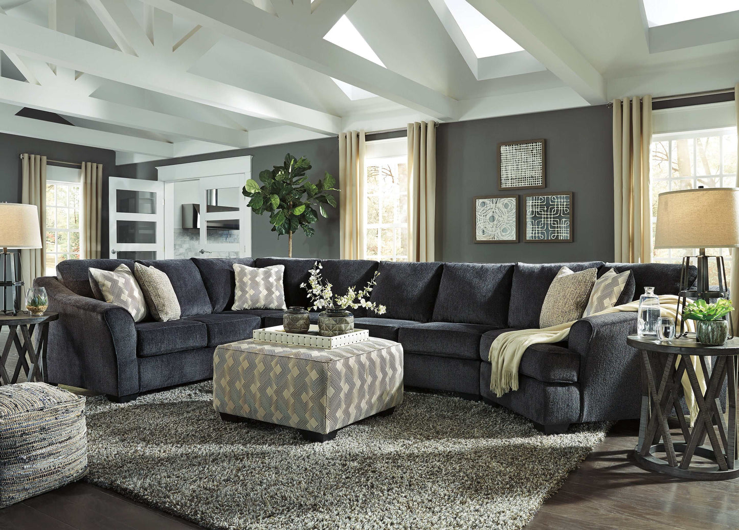 Eltmann Slate 4pc Sectional Sofa w/ RAF Cuddler