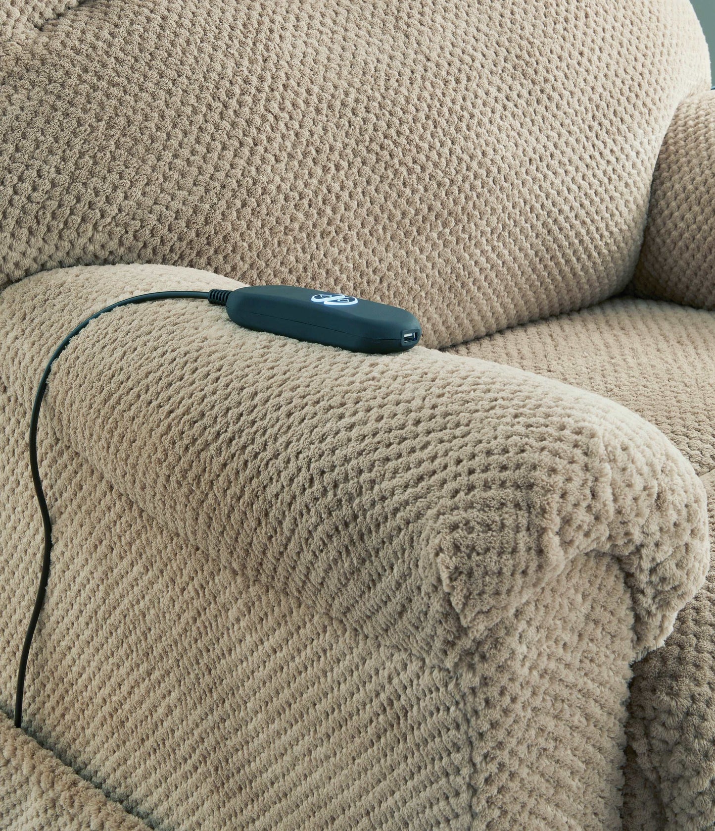 Shadowboxer Toast Power Lift Recliner