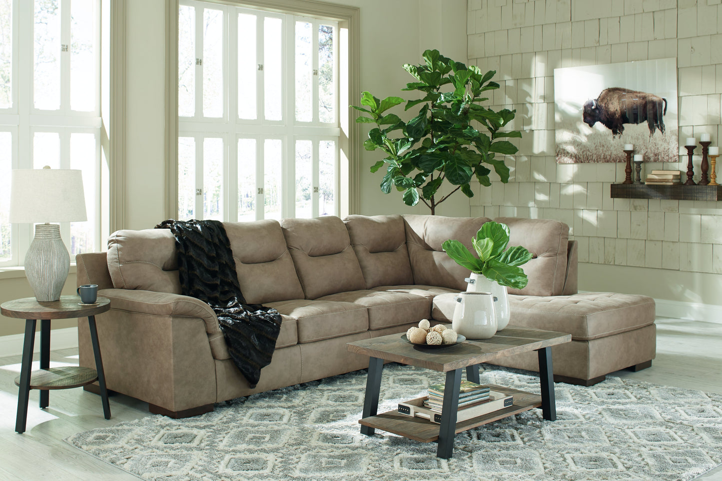 Maderla Pebble 2pc Sectional with Chaise