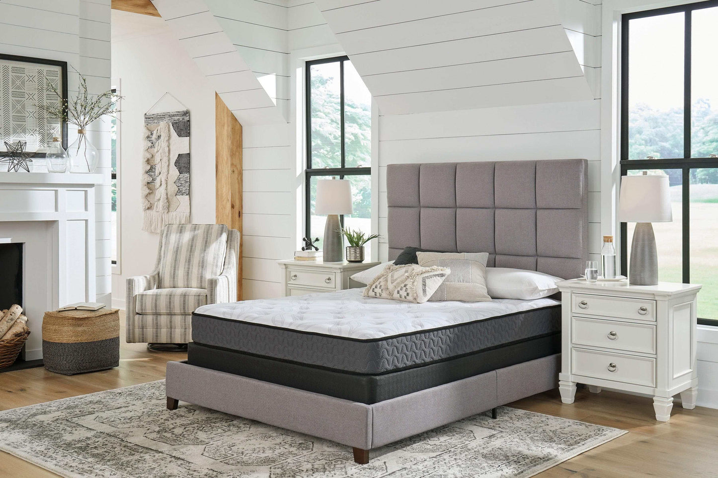 Bonnell Hybrid 8 Inch Mattress Firm