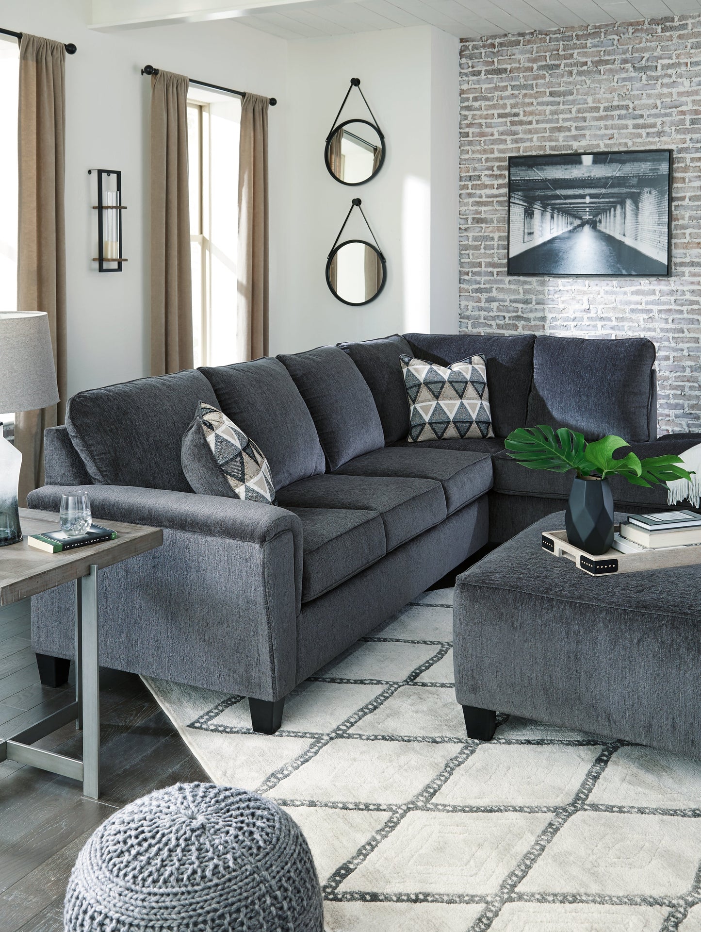 Abinger Smoke 2pc Sectional with Chaise