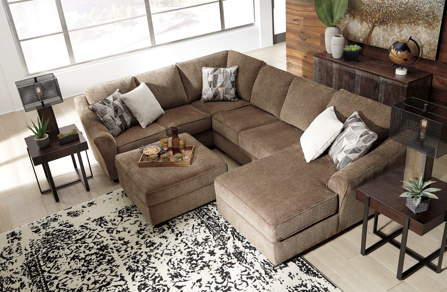 Graftin Teak Brown 3pc Sectional Sofa w/ Chaise