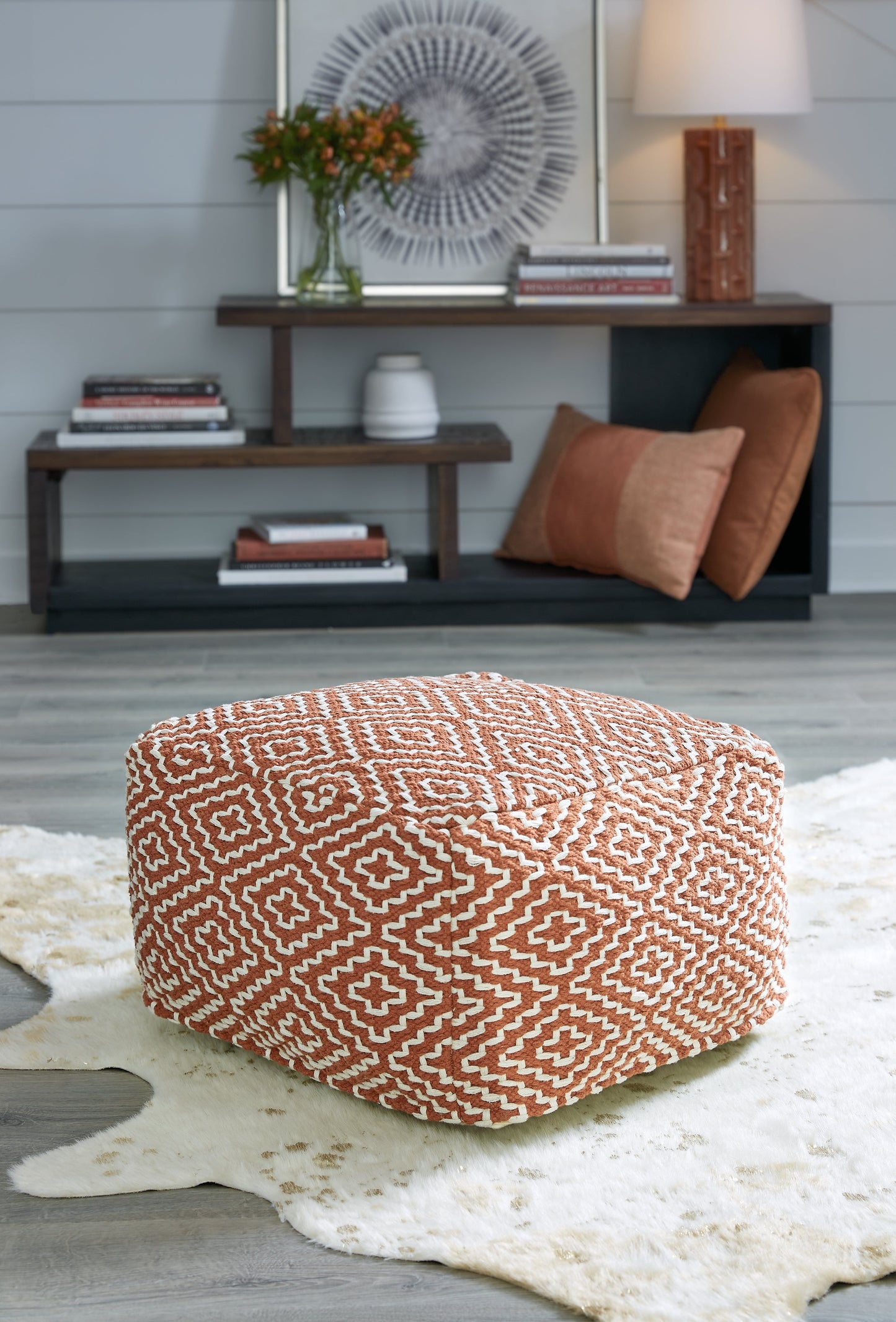 Brynnsen Rust/Ivory Pouf