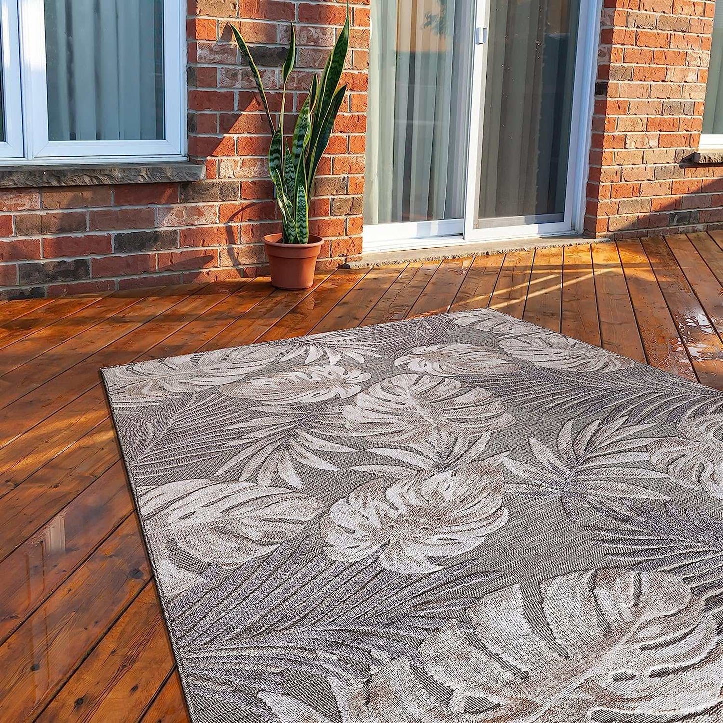 Spring Beige Leaf Tropical Botanical Non-Shedding Indoor/Outdoor Area Rugs - Ornate Home