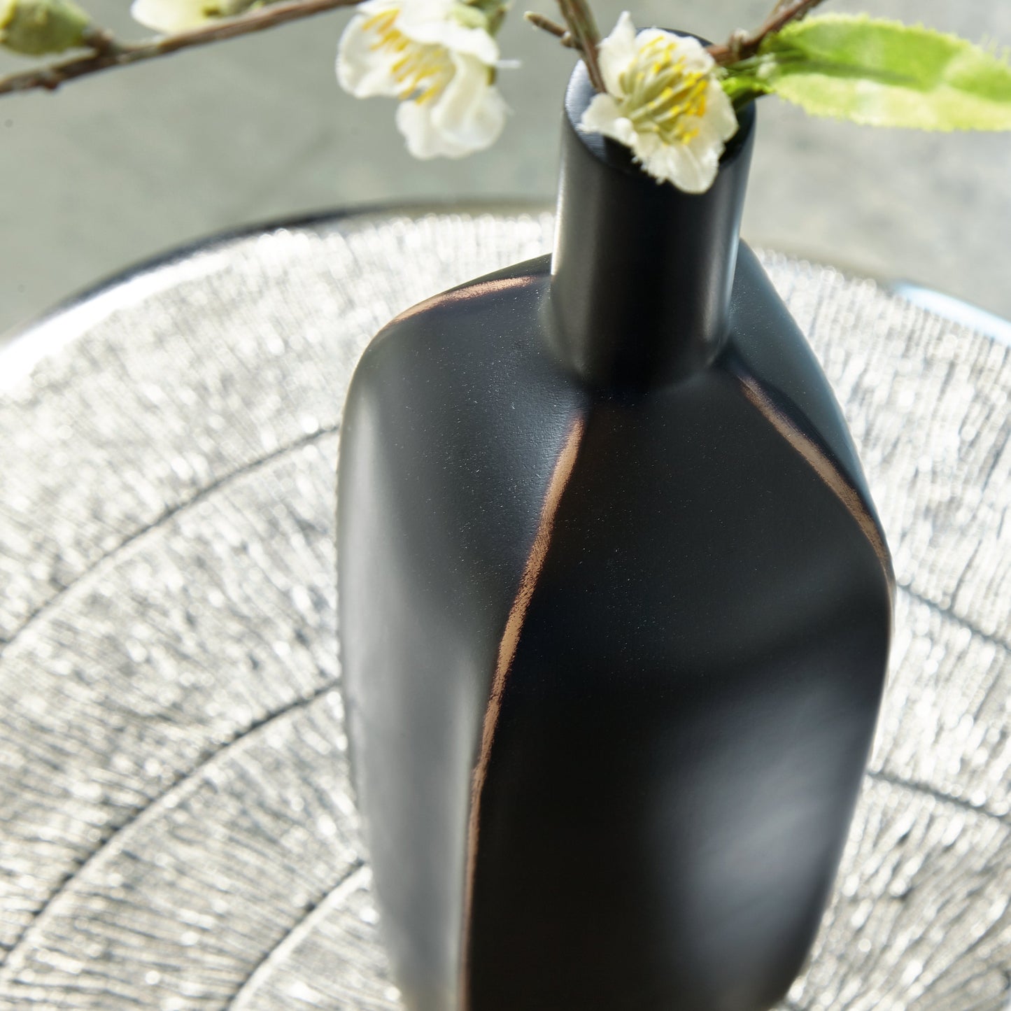 Rhaveney Black Vase (Set of 3)