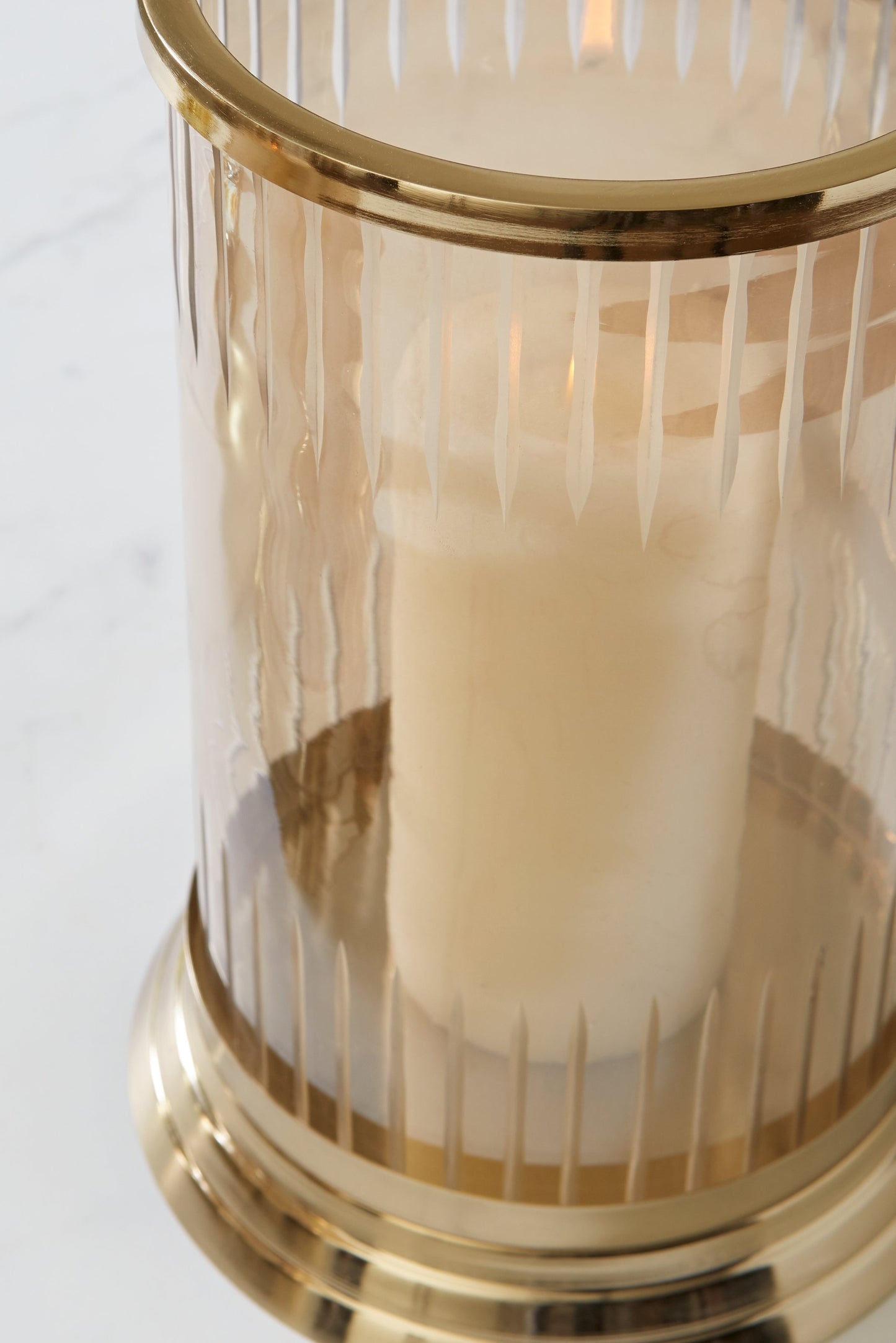 Aavinson Gold Candle Holder