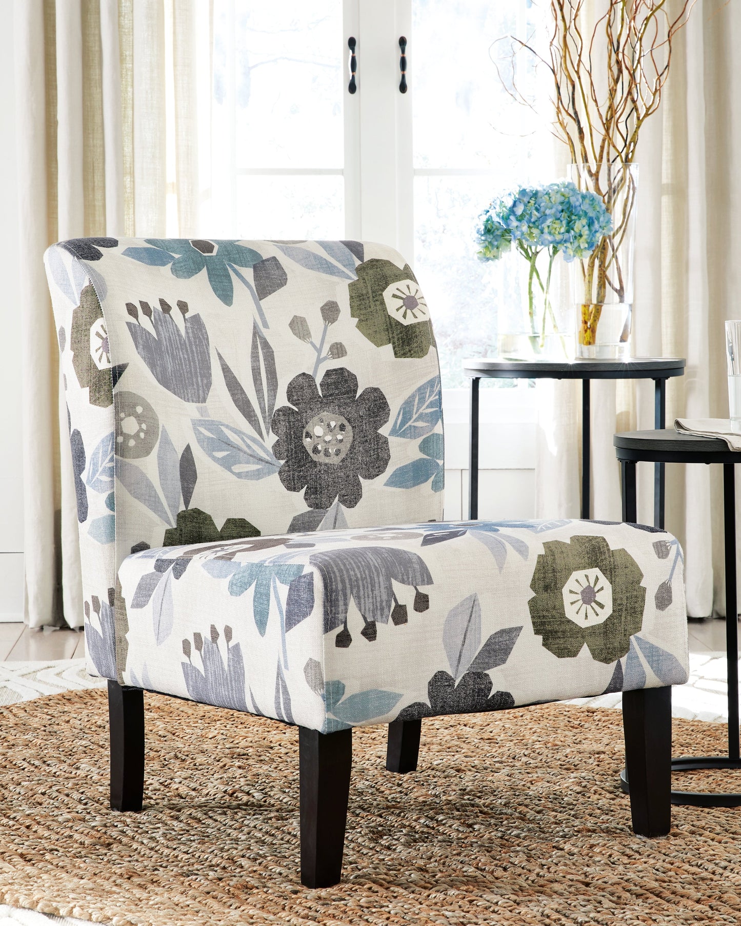 Triptis Multi Accent Chair