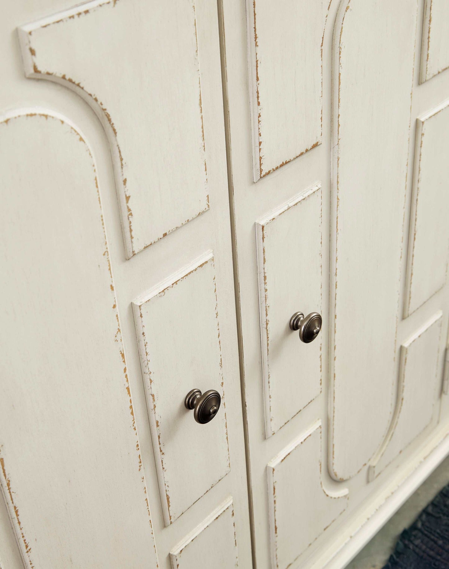 Roranville Antique White Accent Cabinet