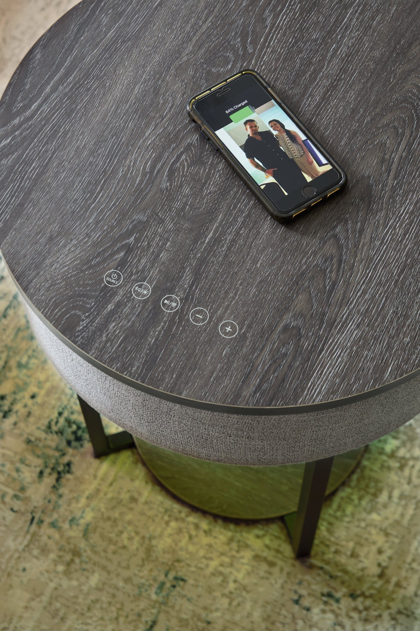 Sethlen Gray/Black Accent Table