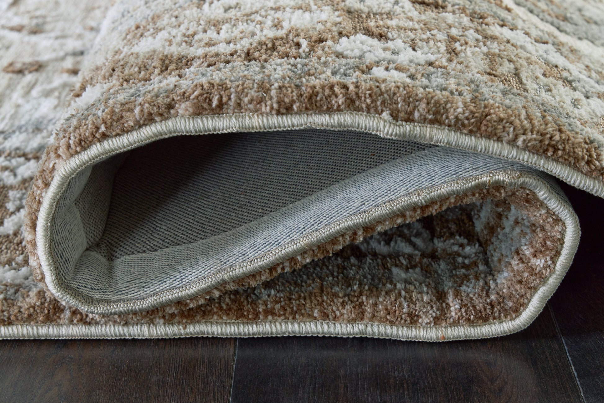 Ainswick Brown/Beige/Gray Memory Foam Medium Rug- Viva Furn