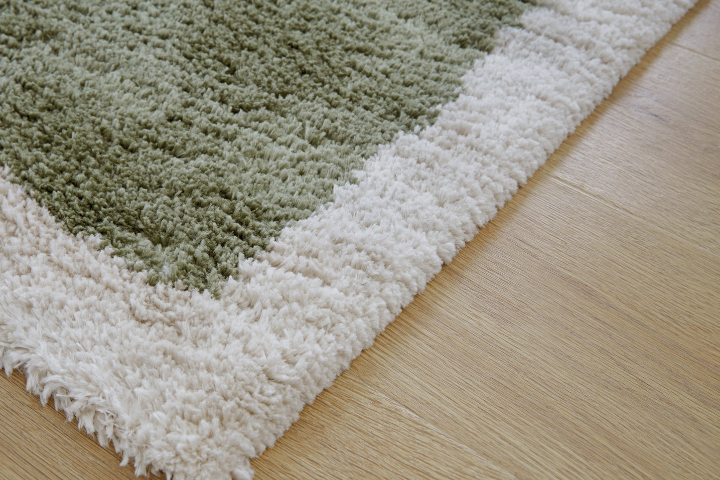 Anburgh Green/Gray/Ivory Large Rug- Viva Furn
