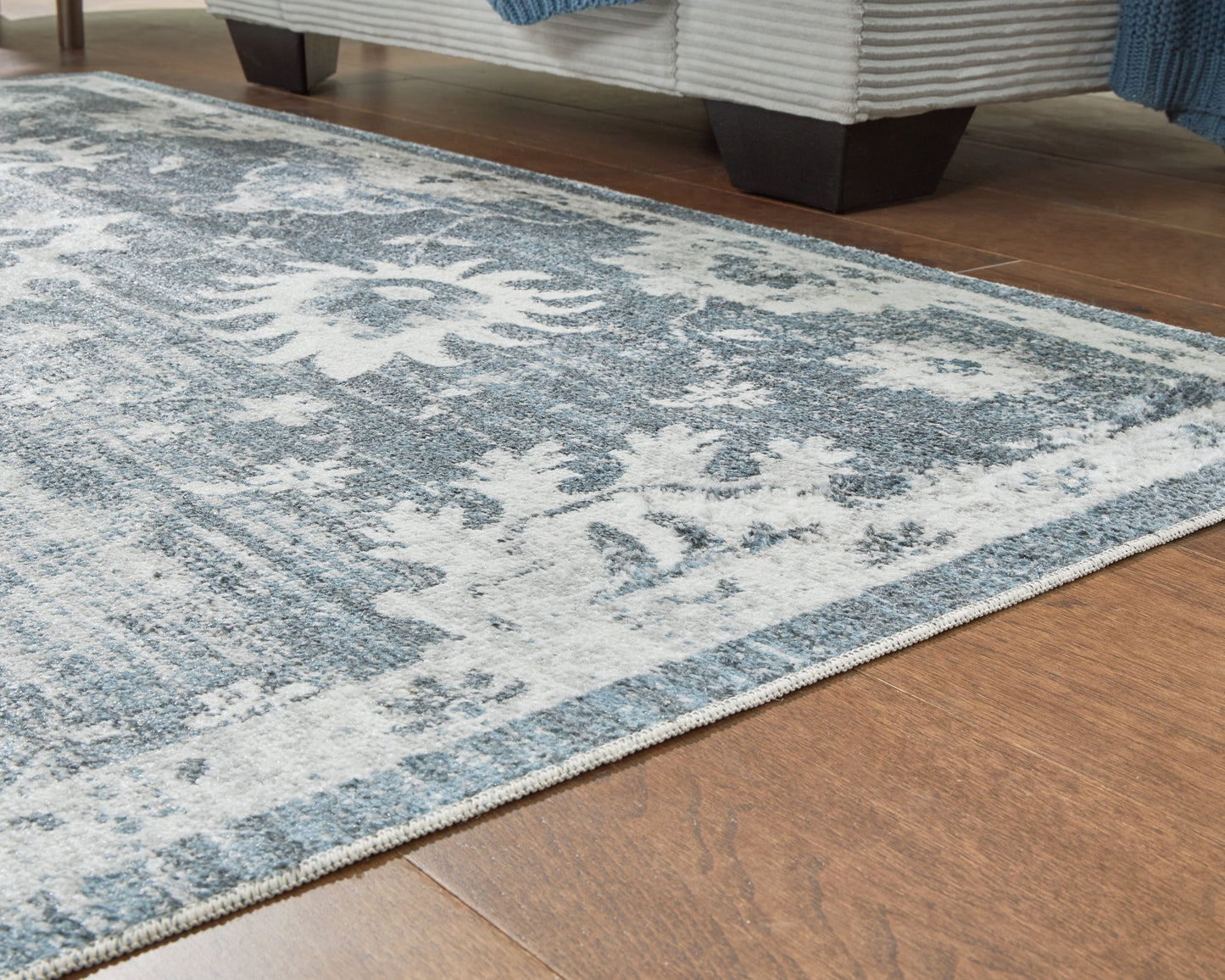 Avanworths Blue/Gray/Ivory Washable Medium Rug- Viva Furn