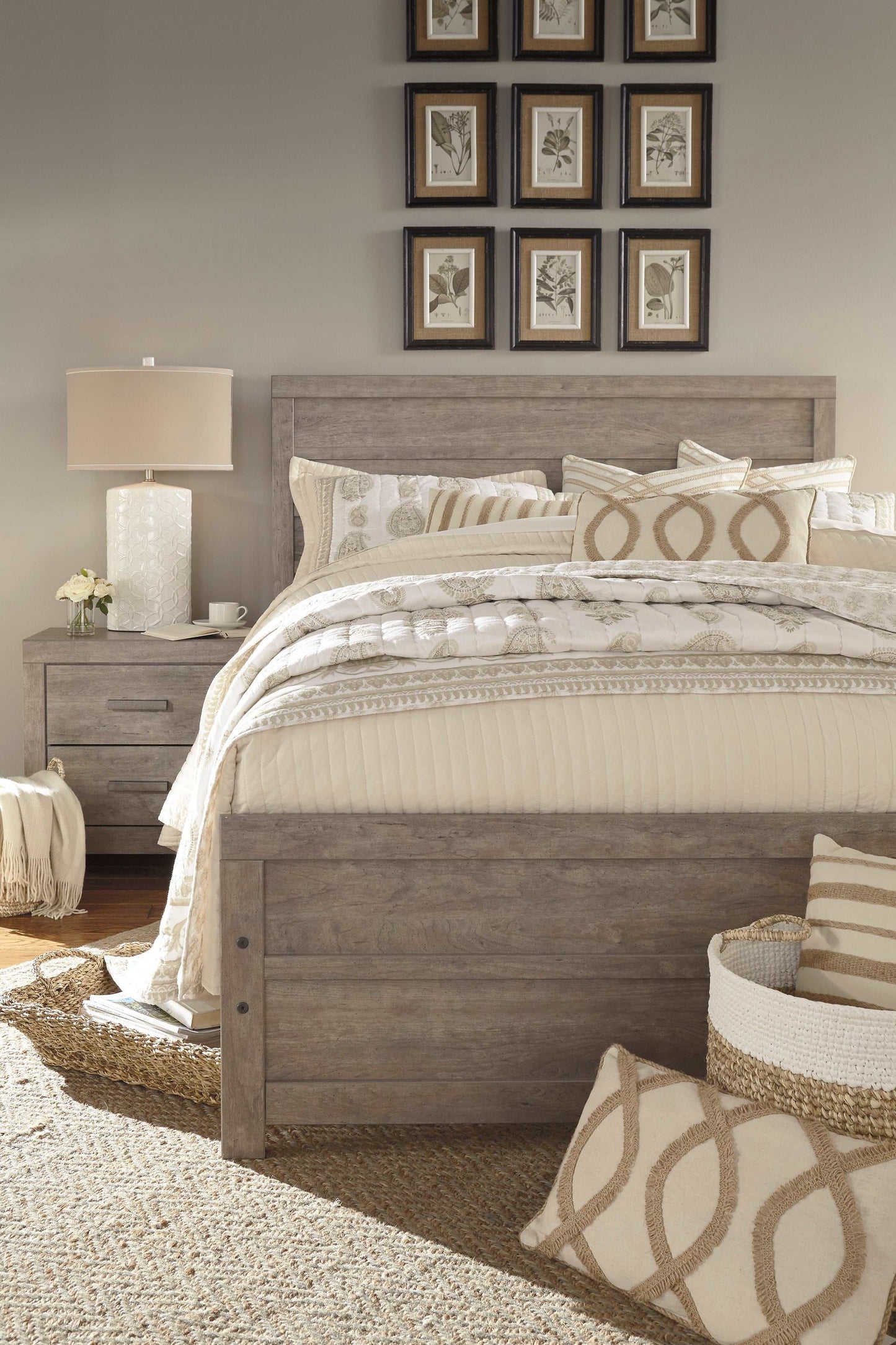 Culverbach Gray Queen Panel Bed