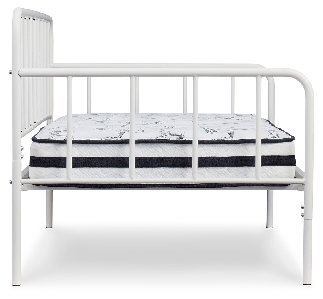 Trentlore White Twin Metal Day Bed with Platform