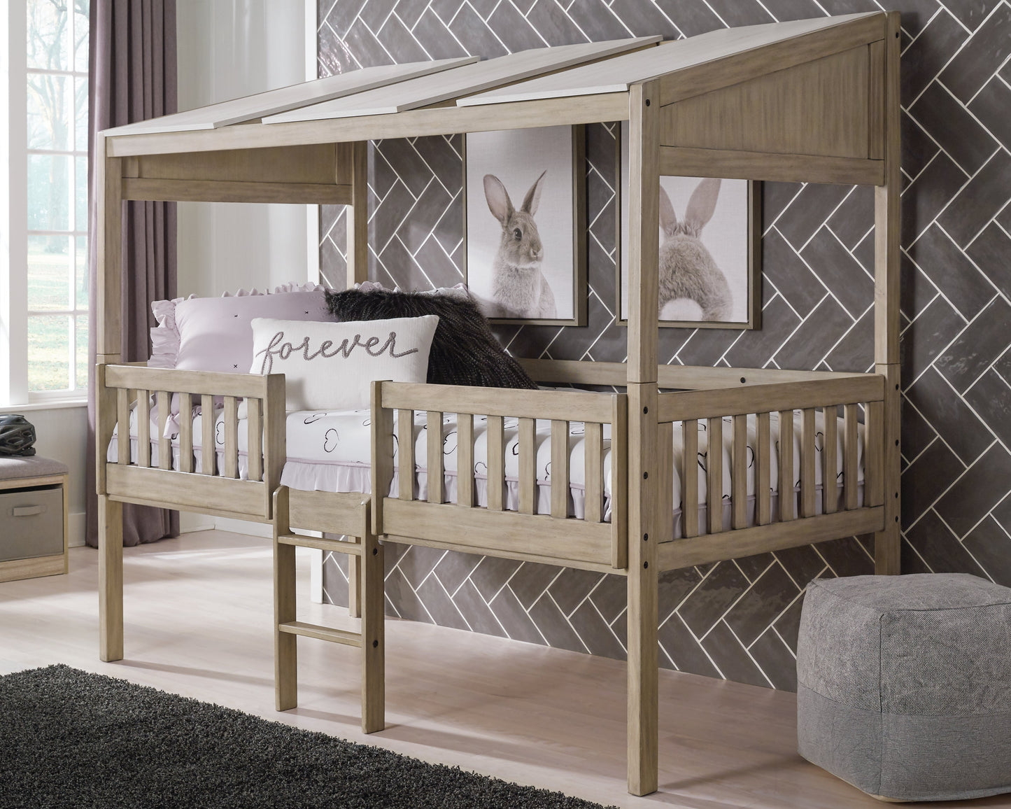 Wrenalyn Two-tone Twin Loft Bed