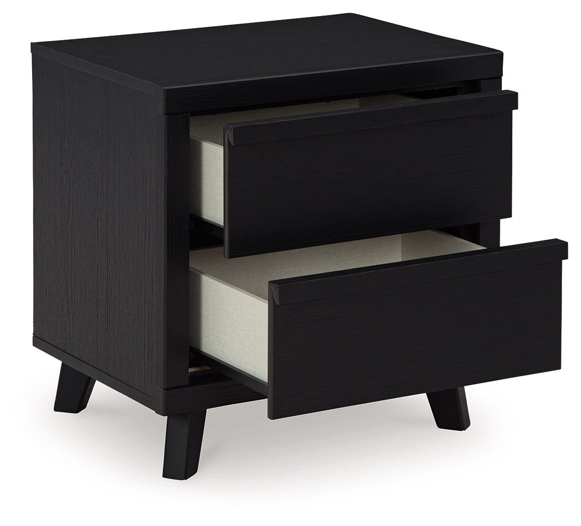 Danziar Black Queen Panel Bedroom Set with Dresser and Nightstand